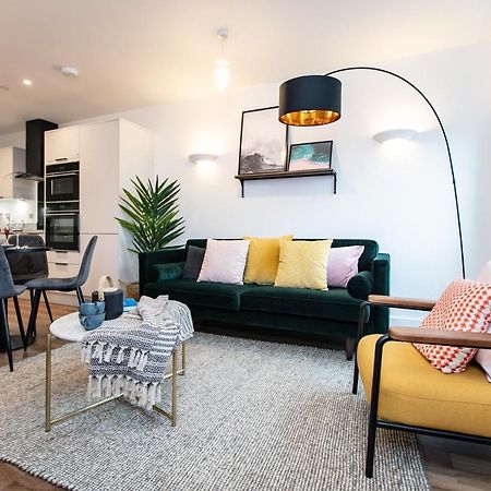 City Centre - Free Parking - Stylish 2 Bedroom Apartment Bristol Dış mekan fotoğraf