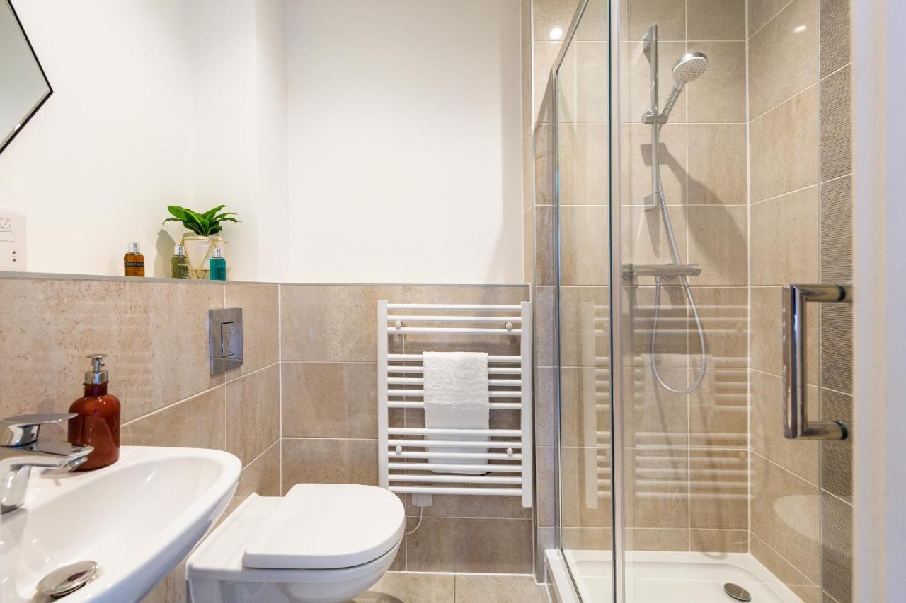 City Centre - Free Parking - Stylish 2 Bedroom Apartment Bristol Dış mekan fotoğraf