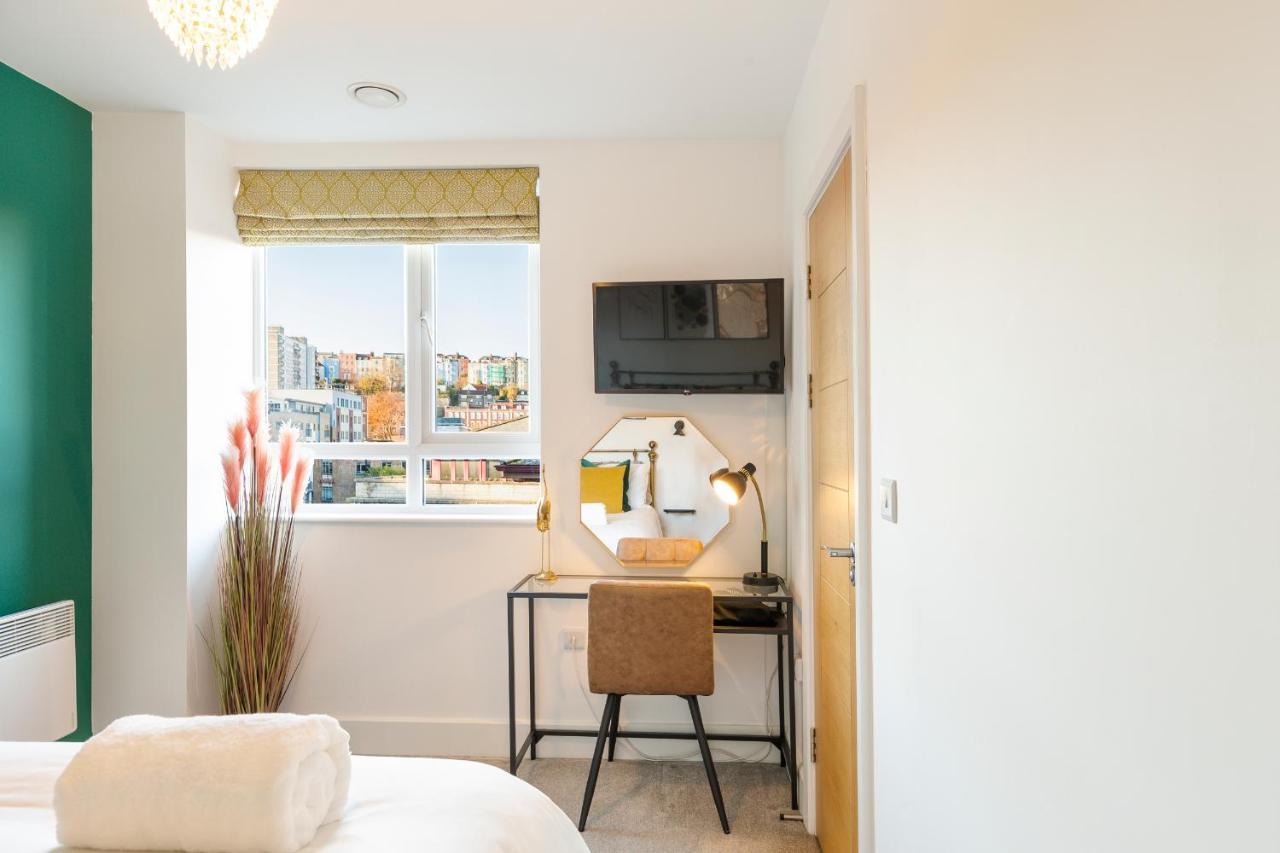 City Centre - Free Parking - Stylish 2 Bedroom Apartment Bristol Dış mekan fotoğraf